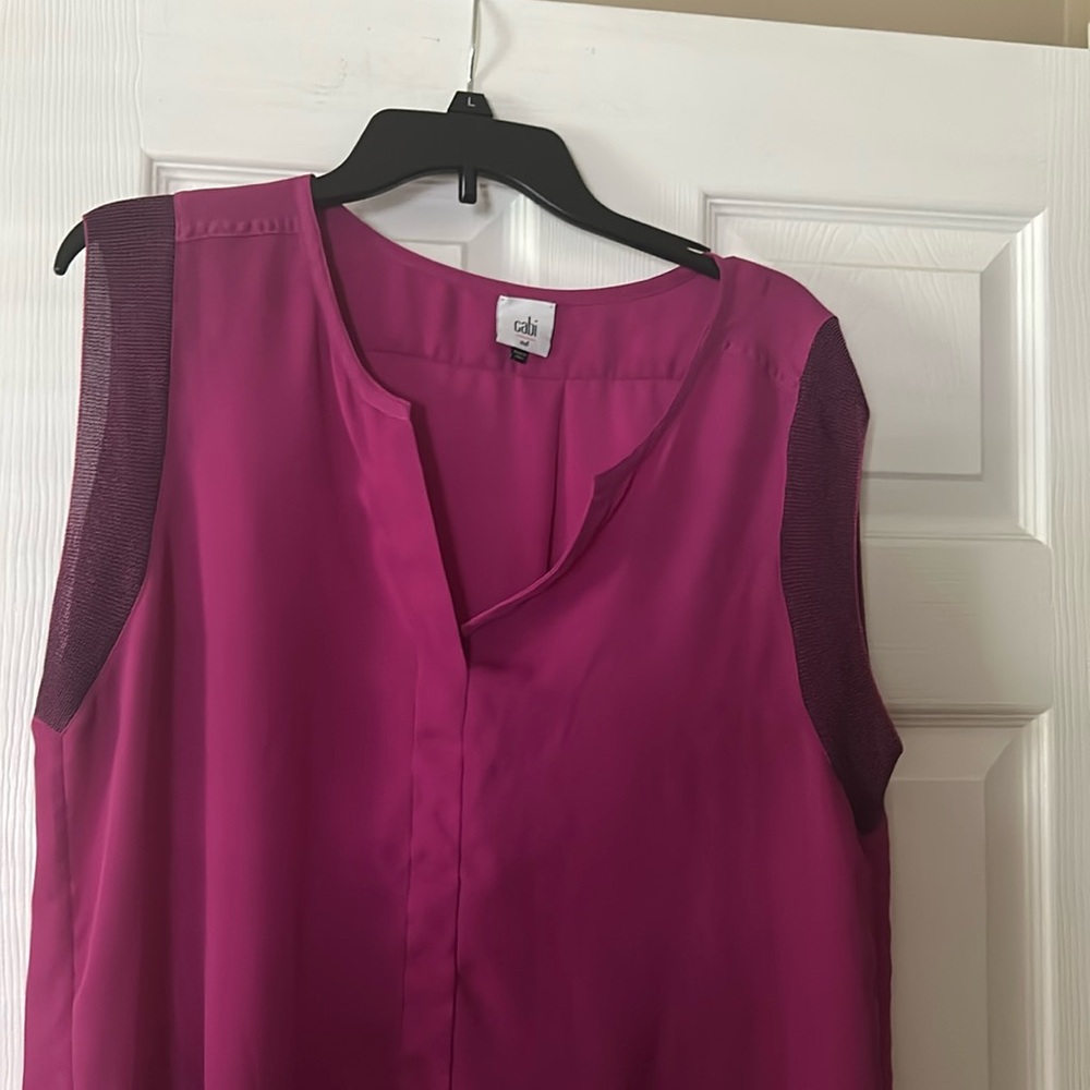 EUC CAbi fuschia sleeveless tunic